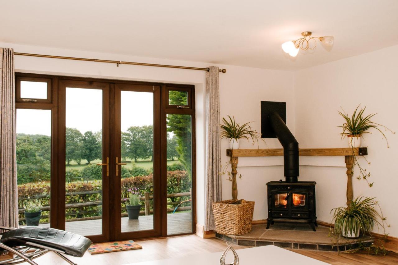 Holly Cottage, 2 Bed House, Sleeps 6 Cleobury Mortimer Dış mekan fotoğraf